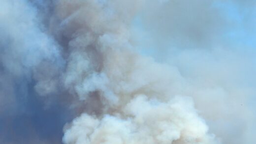 wildfire, smoke, heat-4766789.jpg