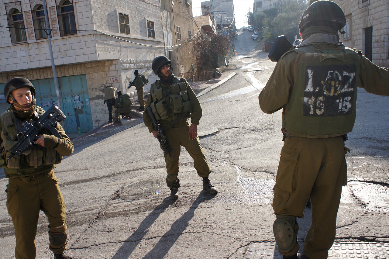 gilbert checkpoint, soldiers, hebron